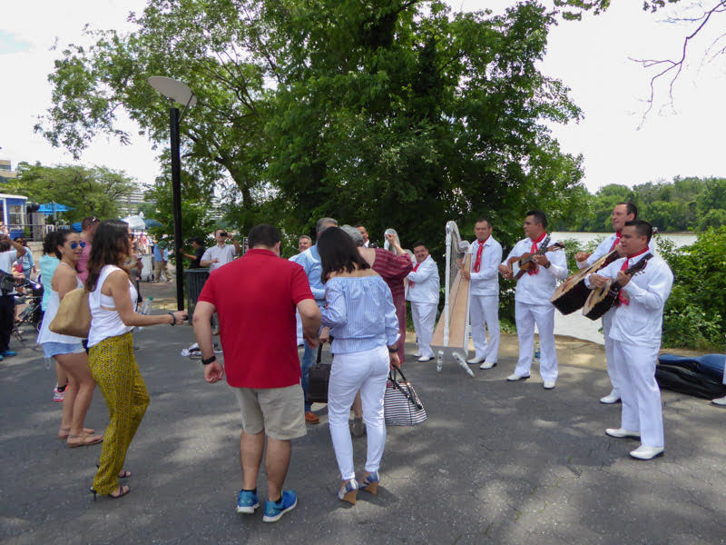 Walking Washington, D.C., National Trails Day, American Hiking Society, 